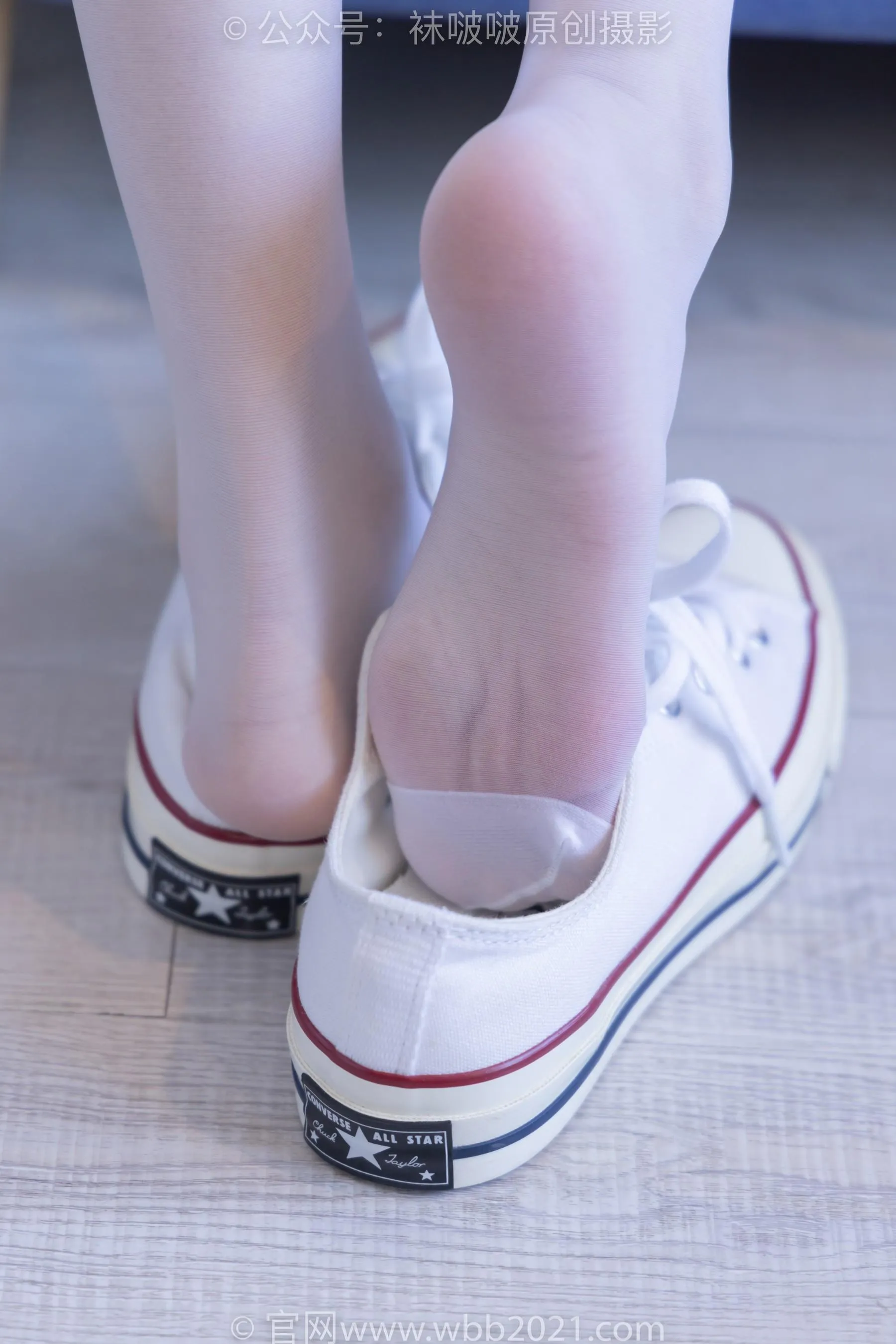 [BoBoSocks袜啵啵]NO.234 稚予-板鞋、白丝 [47P]插图1